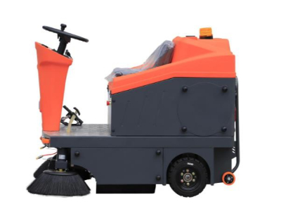 巴曼 小型驾驶式扫地机RS125 清扫宽度1250mm